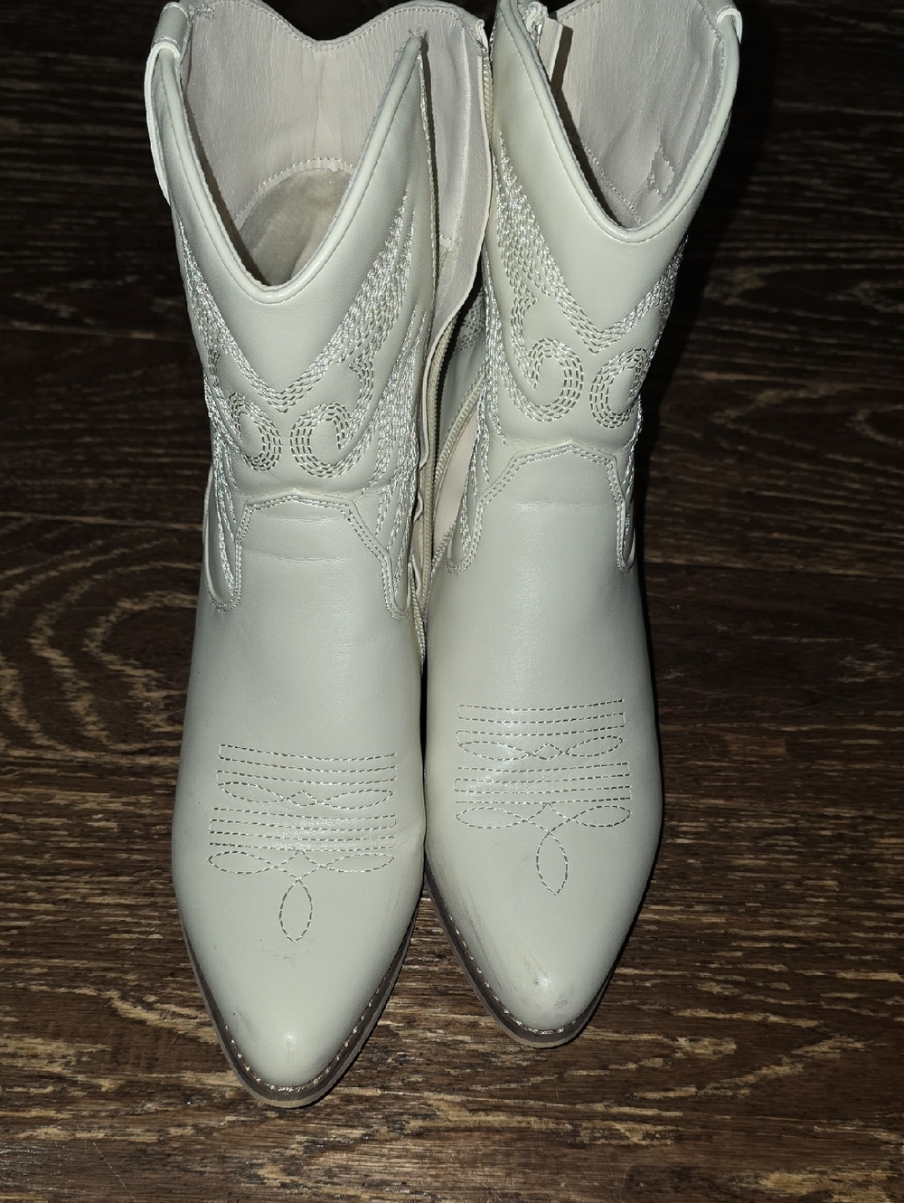 Altar'd State White Pointed-Toe Western Boots